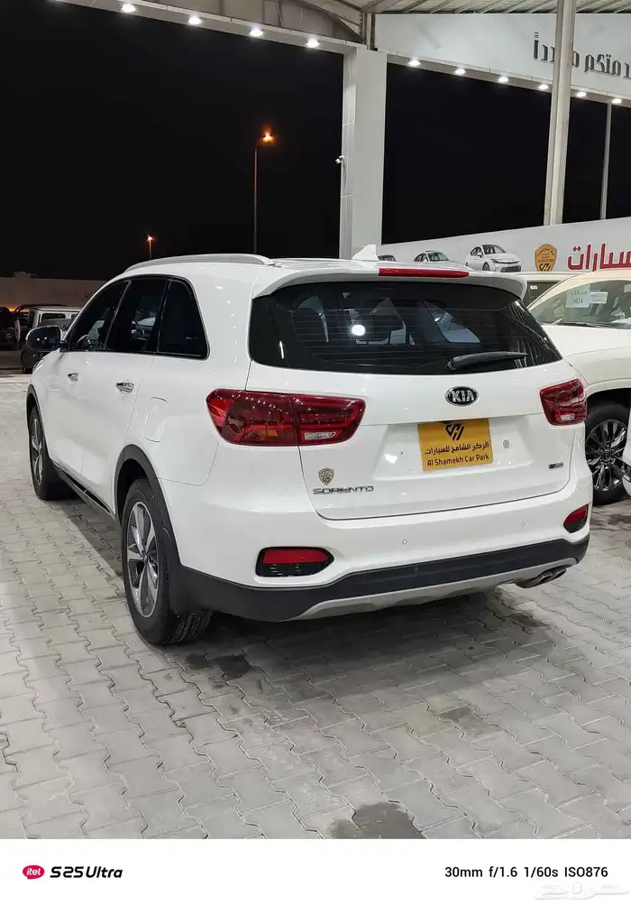 للبيع كيا سورنتو 2020 نص فل ديزل 7 مقاعد اصليه 4