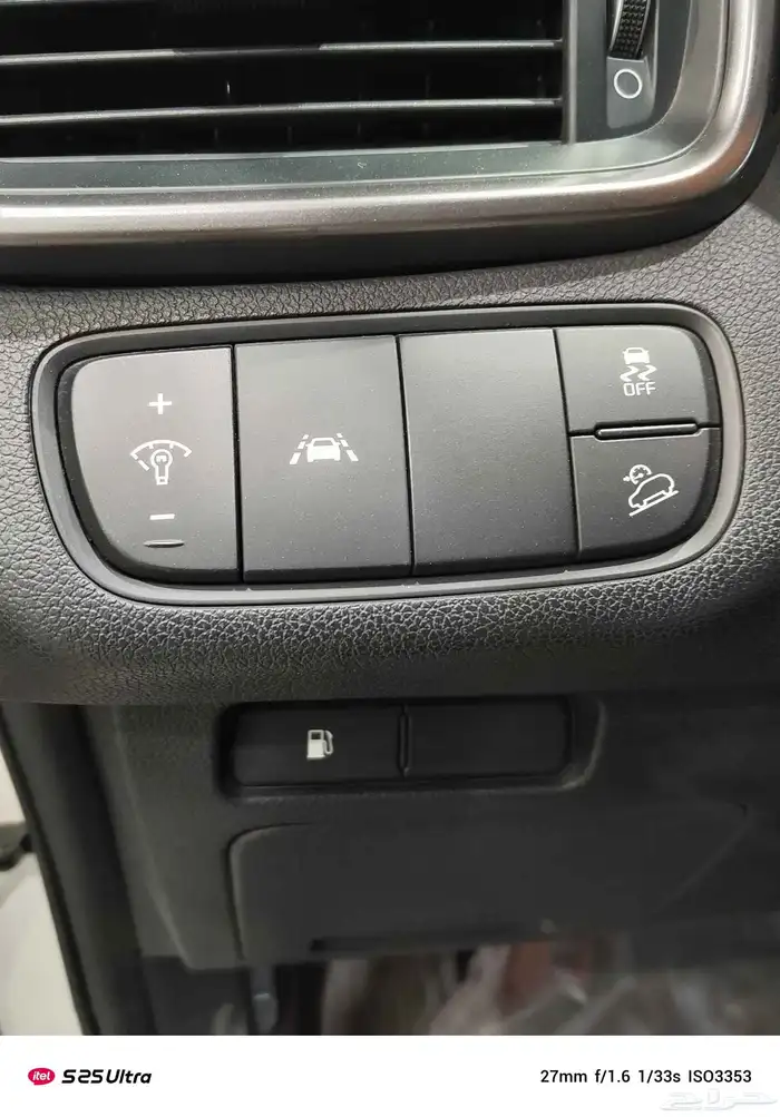 للبيع كيا سورنتو 2020 نص فل ديزل 7 مقاعد اصليه 12