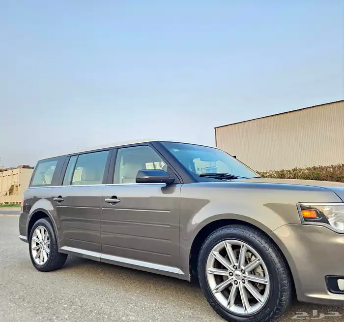 للبيع فورد فلكس موديل 2014 فل كامل 9