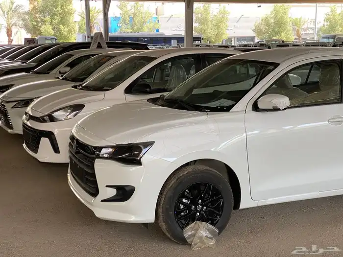 سوزوكي ديزاير 2026 ستاندر بعدة ألوان _ ( كاش - تقسيط ) . 1