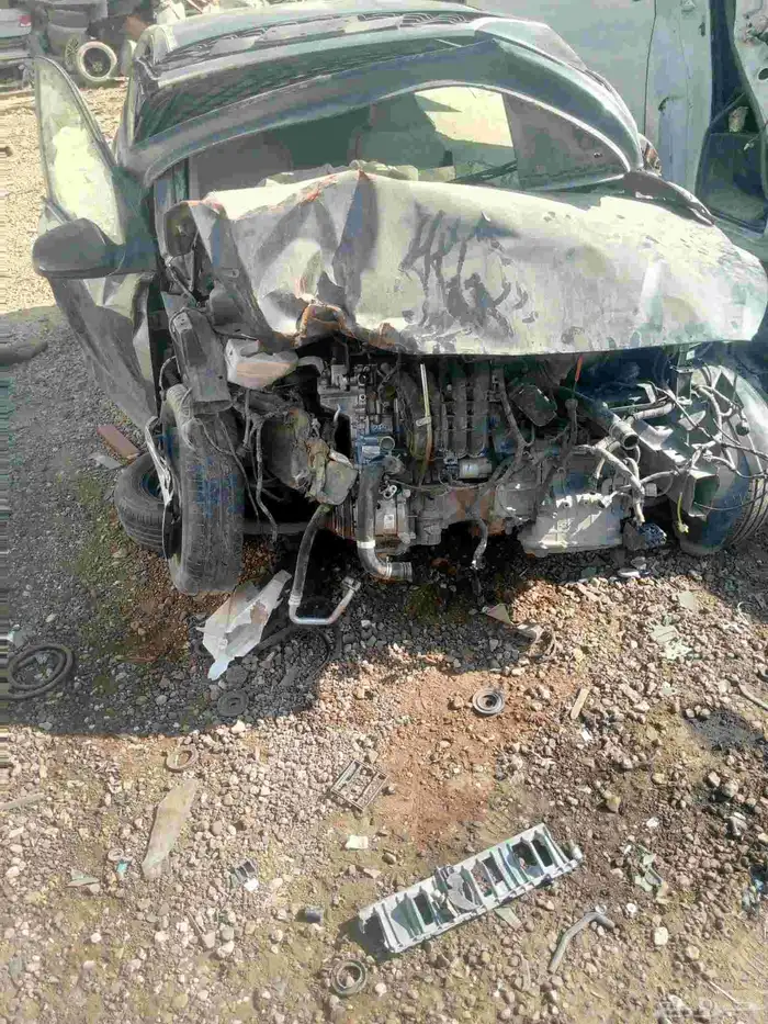 قطع غيار i10 3