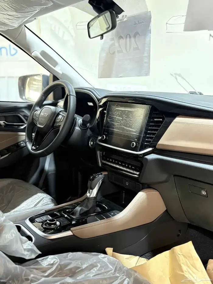 ايسوزو ام يو اكس فل ليمتد خليجي 2025 4