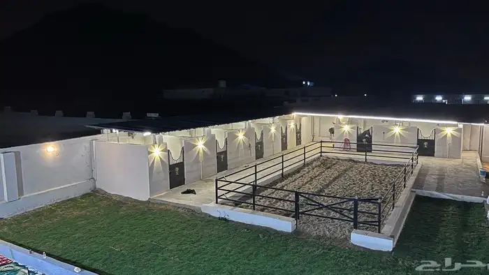 غرف ايواء خيل 1