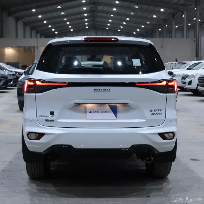 ايسوزو جيب MUX فل كامل دبل 2025 3