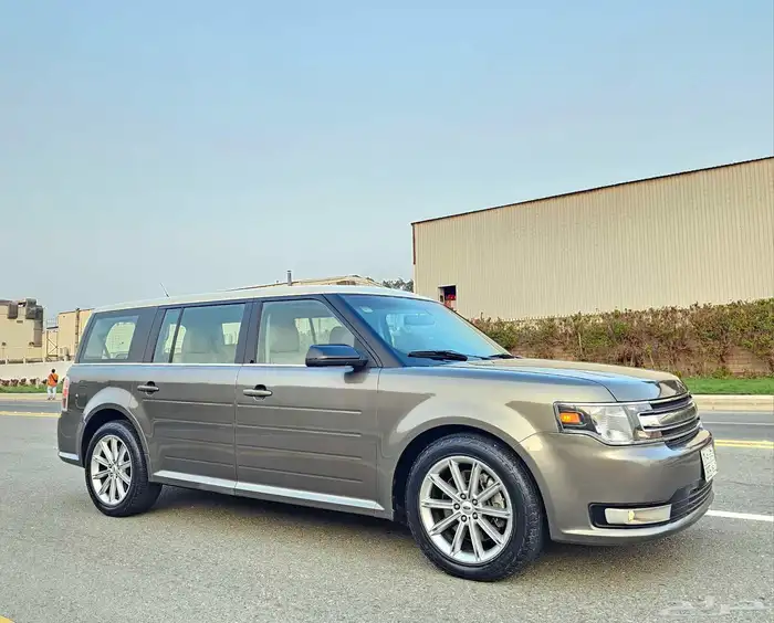 للبيع فورد فلكس موديل 2014 فل كامل 7