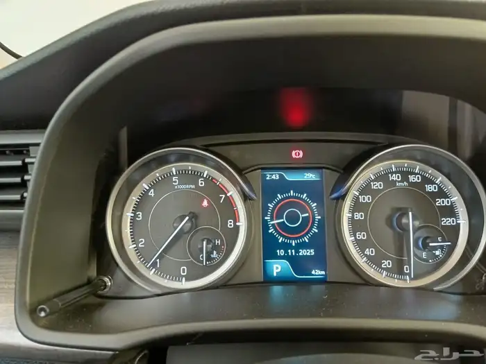 سوزوكي ارتيجا 2025 GLX فل كامل 1