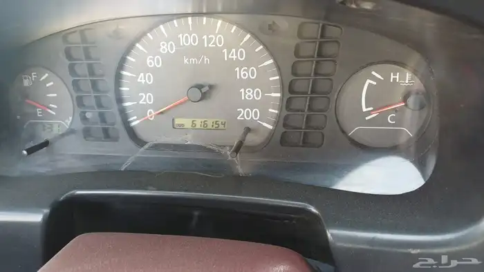 نيسان ددسن 2004 4