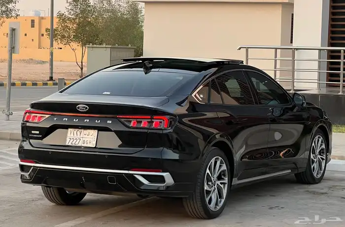 فورد توروس 2024 تيتانيوم (بحالة ممتازة) 5