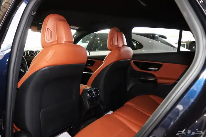 مرسيدس GLC200 كوبيه موديل 2024 عداد 13 الف كم 6