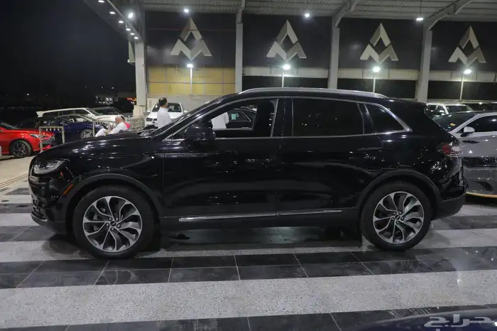 السيارات لينكون نوتيلوس موديل 2022 3