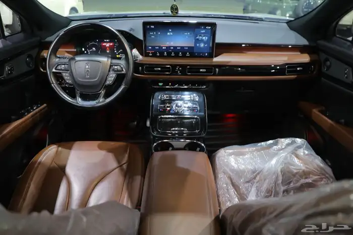 السيارات لينكون نوتيلوس موديل 2023 17