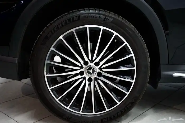 مرسيدس GLC300 15