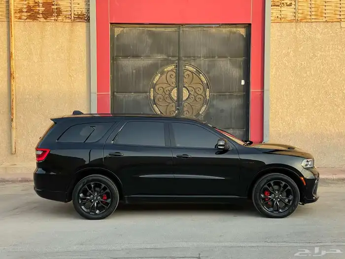 دورانجو 2022 - RT - HEMI ممشى قليل نظيف جدا 5