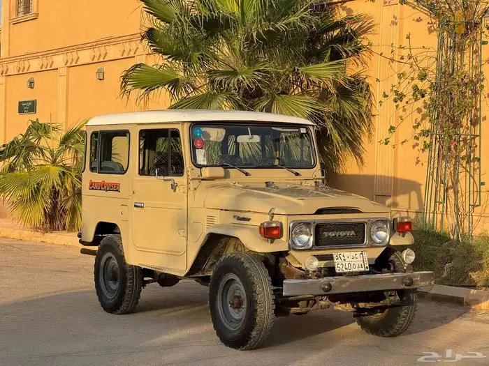 لاند كروزر 1984 نظيف 6