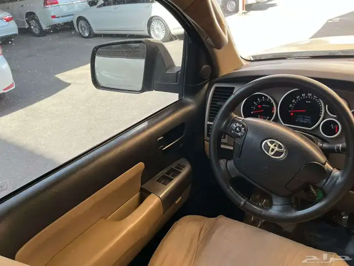 تويوتا سيكويا 2013 7