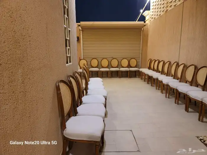 تاجير كراسي وطاولات طعام والكنب ودفايات وتنسيق كوش افراح 0