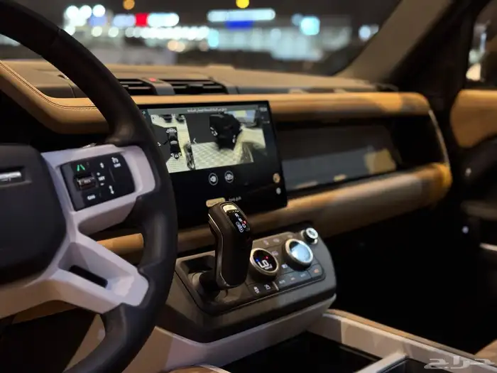 ديفندر SE 90 2025 8