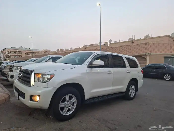 تويوتا سكويا 2016 مالك أول من الوكالة 6