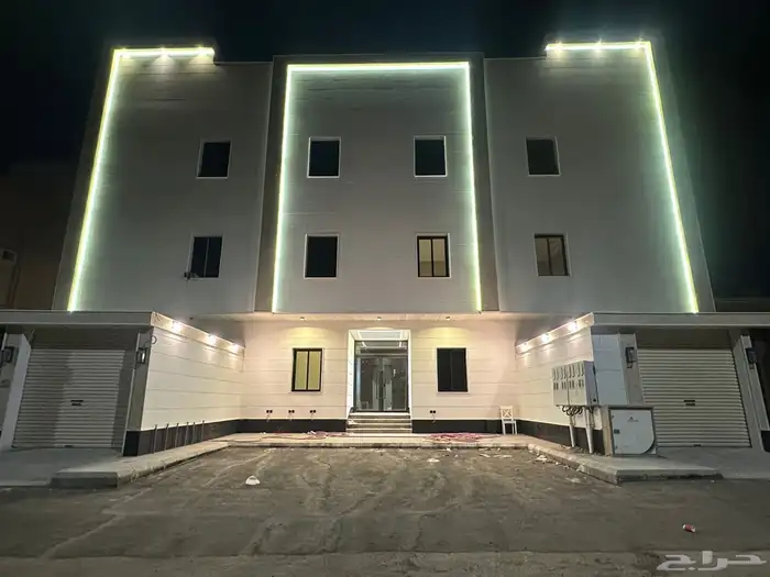 شقق تمليك المسكن الفاخر 8 داخل الحد 6 غرف 3