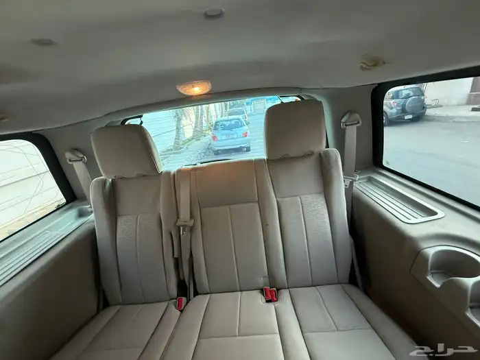 فورد اكسبيدشن 2013 قصير 17