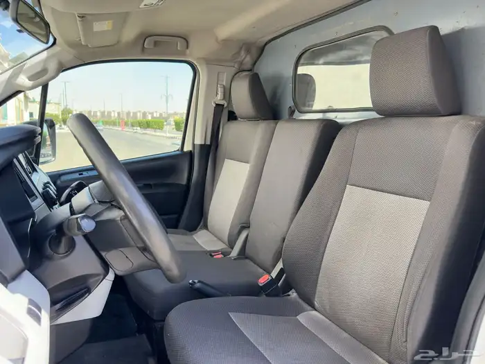 تويوتا-هايس-بضاعه-2020-سقف-منخفض-سعر 64000 الف 14