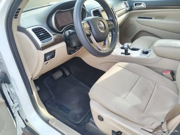 للبيع جيب جراند شيروكي موديل 2014 ثاني مالك 10