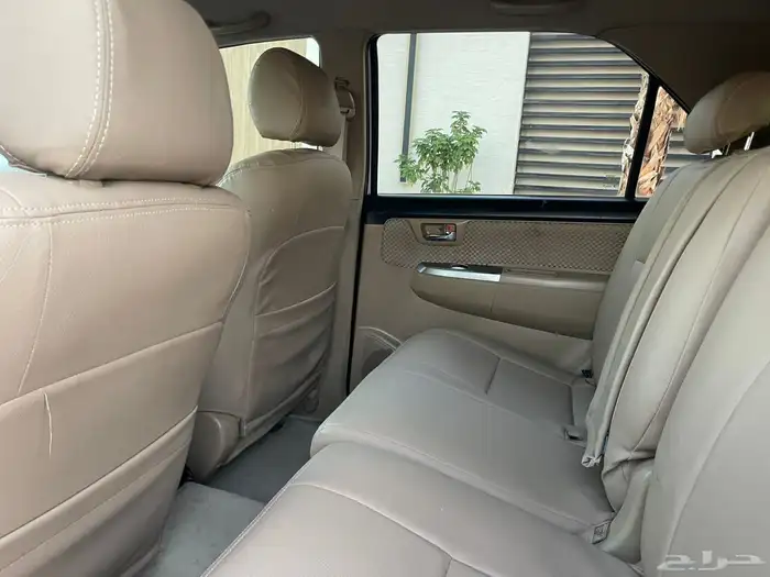 تويوتا فورتشنر 2015 دبل. نظيف جدا 5