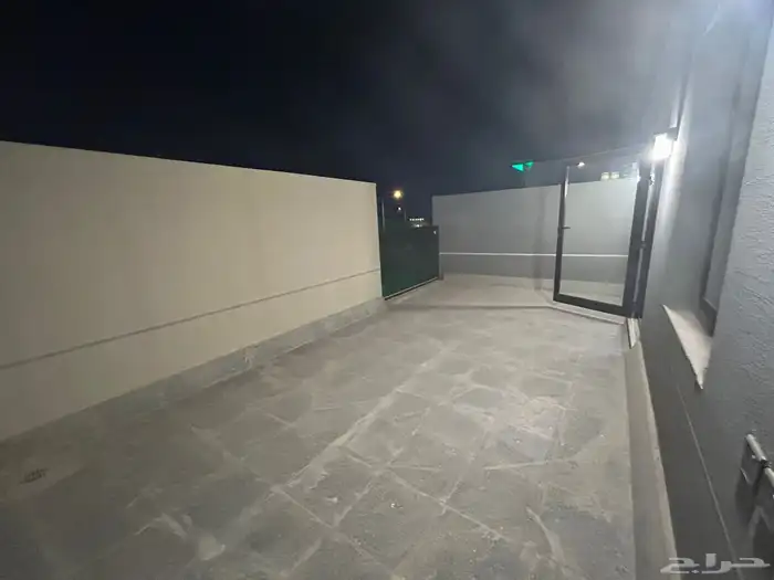 فيلا (تاون هاوس) جديدة للإيجار الرياض حي العارض 120.000 9