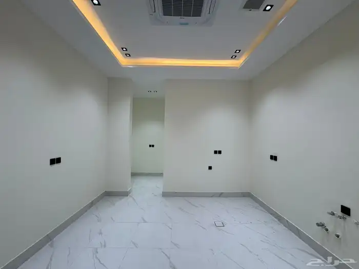 فيلا للبيع حي النرجس جنوب جلوي 13