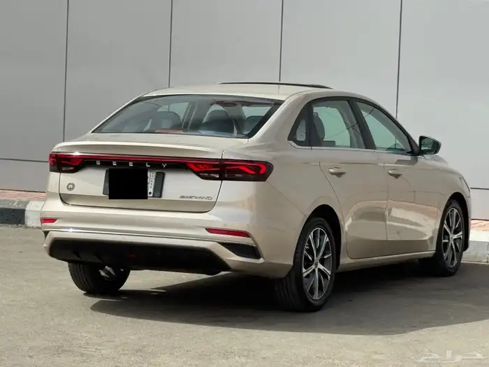 جيلي امجراند 7 فل كامل السعر 31000 الف 3