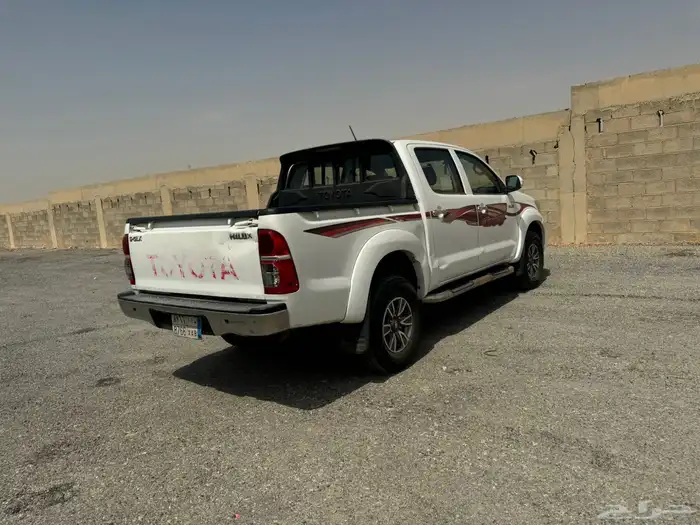 هايلوكس 2015 S-GLXللبيع 4