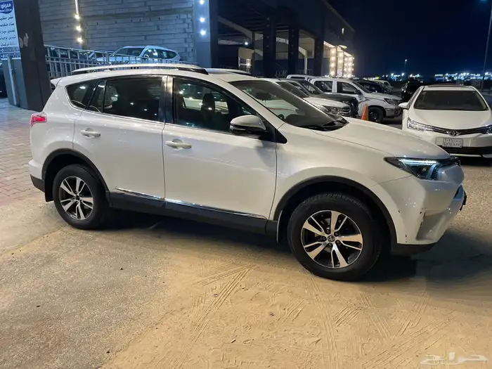 رافور موديل 2017 فل كامل مخمل عداد 86 الف بودي بلد 6