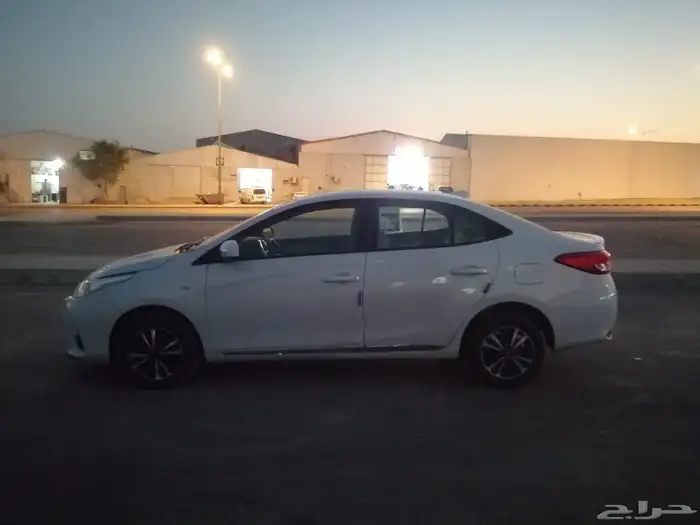 تويوتا يارس 4