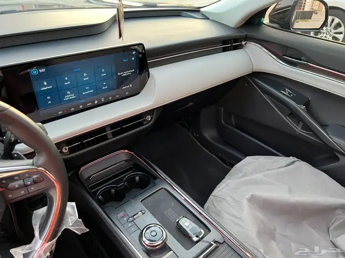 فورد توروس 2024 تيتانيوم (بحالة ممتازة) 13