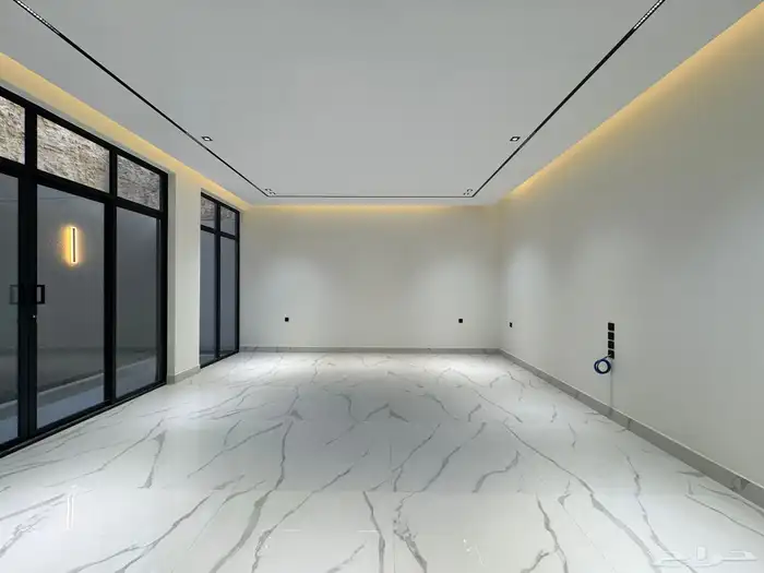 فيلا للبيع حي النرجس جنوب جلوي 10