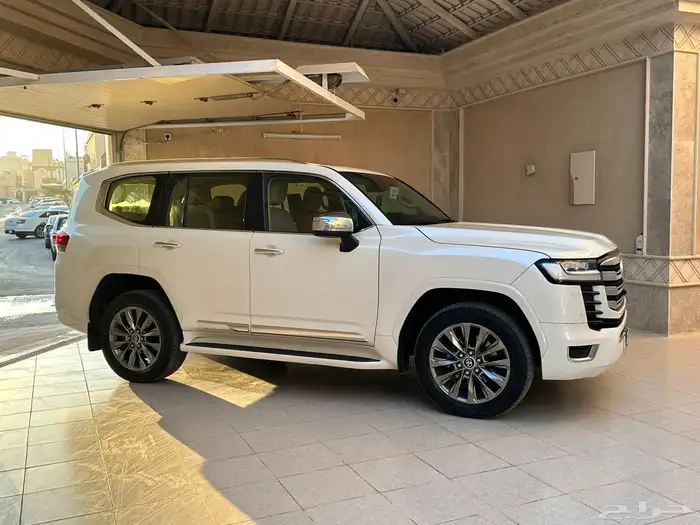 للبيع لاند كروزر VX 1