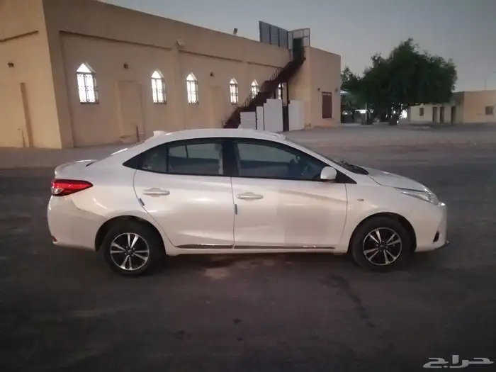 تويوتا يارس 5