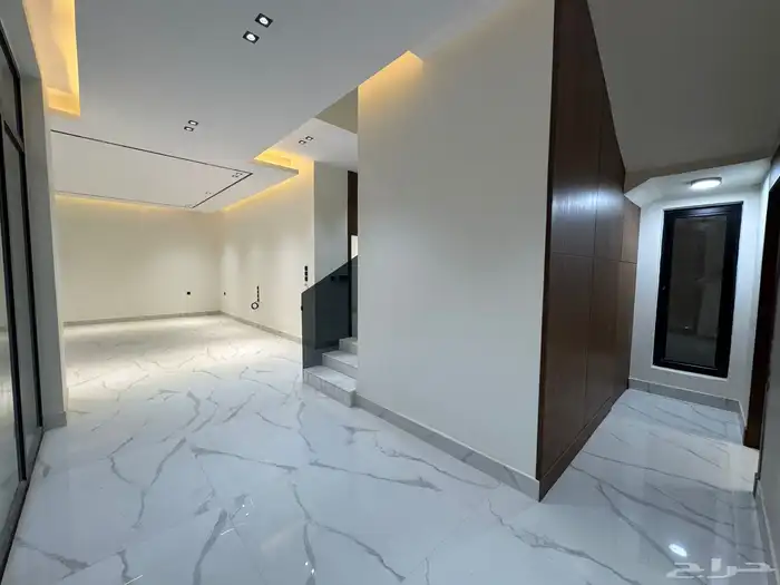 فيلا للبيع حي النرجس جنوب جلوي 9