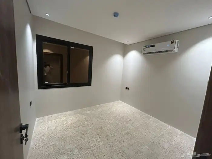 فيلا (تاون هاوس) جديدة للإيجار الرياض حي العارض 120.000 3