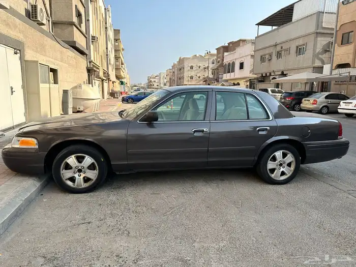 FORD CROWN VICTORIA 2007 3