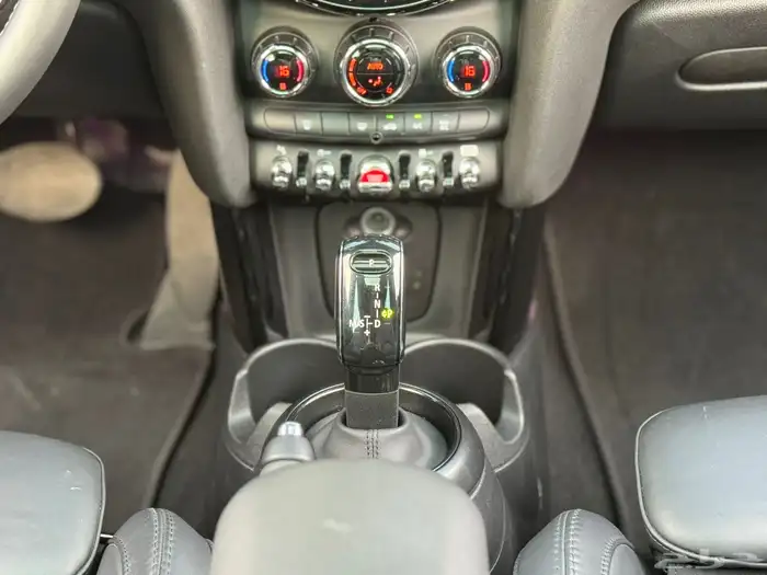 ميني كوبر 2023 S 17