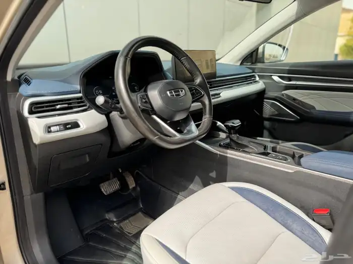 جيلي امجراند 7 فل كامل السعر 31000 الف 15