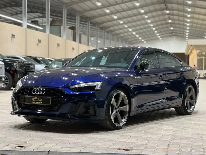 اودي A5 موديل 2022 1