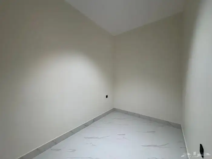 فيلا للبيع حي النرجس جنوب جلوي 26