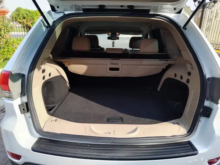 للبيع جيب جراند شيروكي موديل 2014 ثاني مالك 15