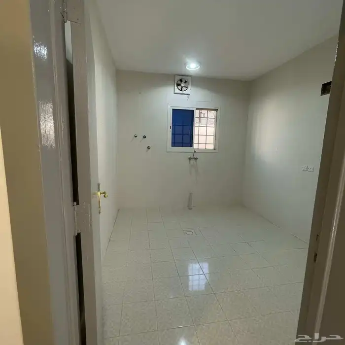 شقه للايجار حي طويق 6
