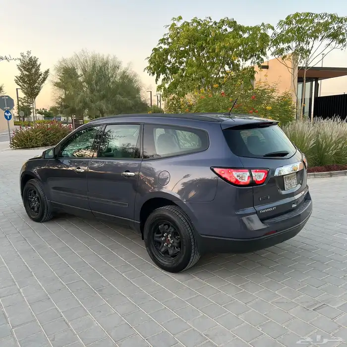 للبيع شيفروليه ترافيرس موديل 2014 من مبيعات حكومية 19