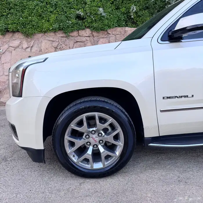 جمس يوكن 2015 SLT قصير 10