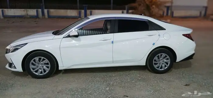 النترا افانتي موديل 2021 وكاله ماشيه 61000مكينه الموتر شرط 5