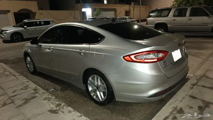 فورد فيوجن 2015 8